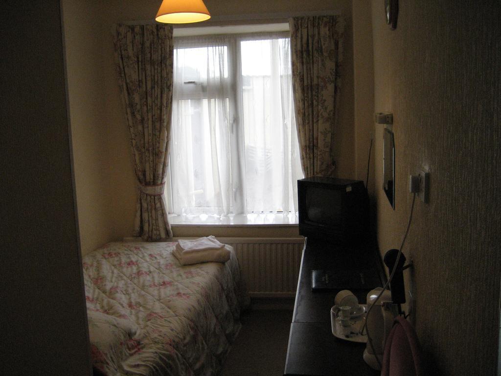 Ashley Court Hotel Torquay Zimmer foto